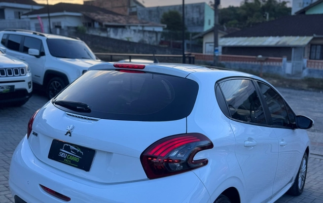 imagem-https://www.socarrao.com.br/sc-vehicle-images-prod/3954065/1789771233892-SU1HLTIwMjYwOTE3LVdBMDEzMy5qcGc.jpg