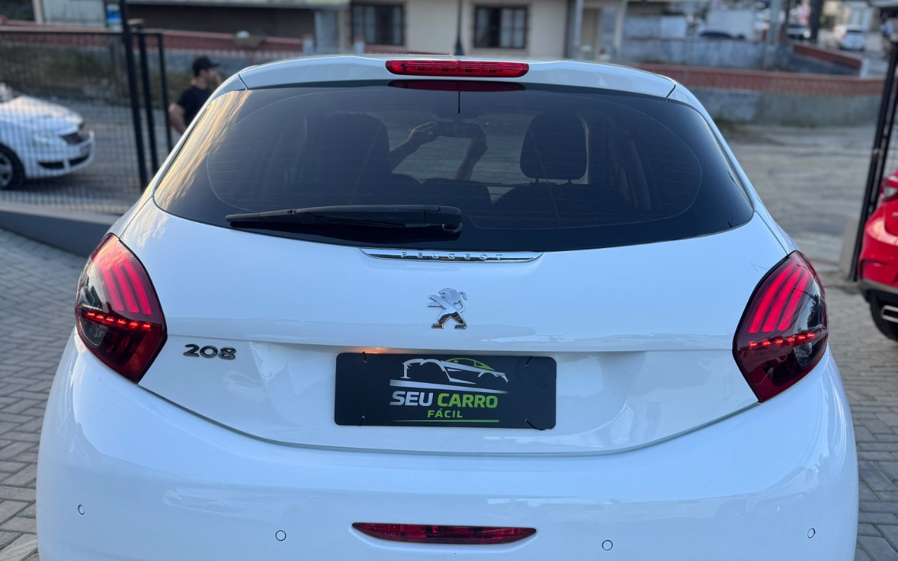 imagem-https://www.socarrao.com.br/sc-vehicle-images-prod/3954065/1789771233992-SU1HLTIwMjYwOTE3LVdBMDEzMi5qcGc.jpg
