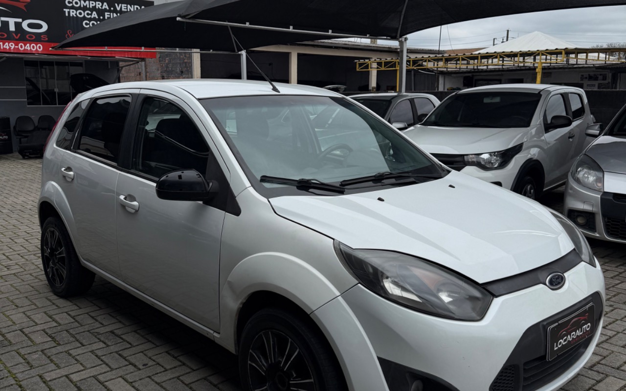 imagem-https://www.socarrao.com.br/sc-vehicle-images-prod/3955943/1789777582321-SU1HXzQ3NTguanBlZw.jpeg