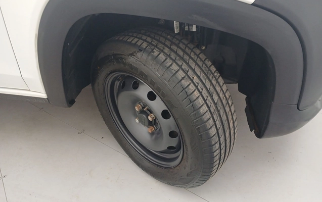 imagem-https://www.socarrao.com.br/sc-vehicle-images-prod/3956544/1789779619102-1_070038.jpg