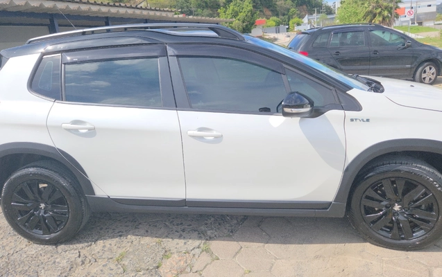 imagem-https://www.socarrao.com.br/sc-vehicle-images-prod/3958331/1789786963284-MjAyNjA5MTVfMTM1NzIyLmpwZw.jpg