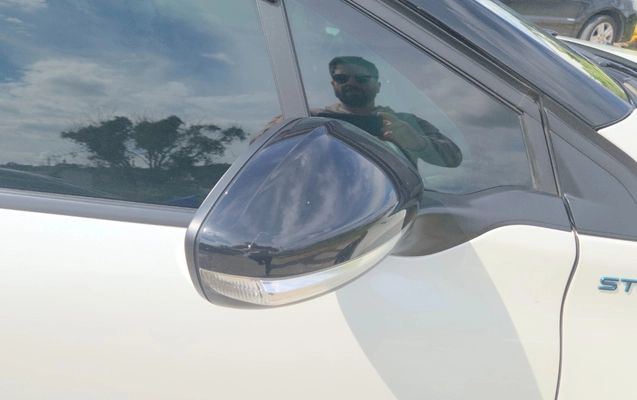 imagem-https://www.socarrao.com.br/sc-vehicle-images-prod/3958331/1789786963602-MjAyNjA5MTVfMTM1NzE4LmpwZw.jpg