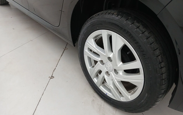 imagem-https://www.socarrao.com.br/sc-vehicle-images-prod/3958630/1789787240157-1_112220.jpg