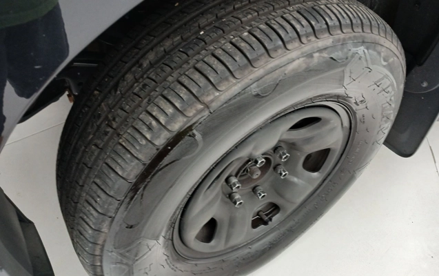 imagem-https://www.socarrao.com.br/sc-vehicle-images-prod/3958642/1789787250243-2_021051.jpg