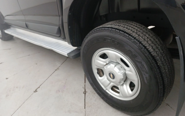 imagem-https://www.socarrao.com.br/sc-vehicle-images-prod/3958695/1789787327200-2_043137.jpg