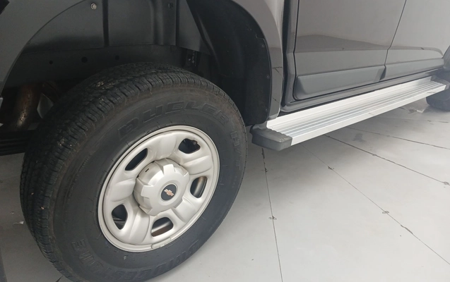imagem-https://www.socarrao.com.br/sc-vehicle-images-prod/3958747/1789787402697-2_013846.jpg