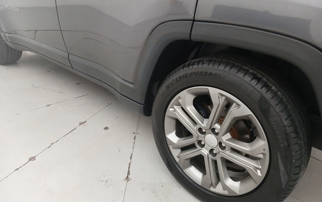 imagem-https://www.socarrao.com.br/sc-vehicle-images-prod/3958807/1789787492667-2_114350.jpg