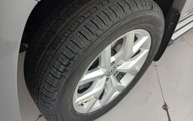 imagem-https://www.socarrao.com.br/sc-vehicle-images-prod/3958835/1789787548987-1_020812.jpg