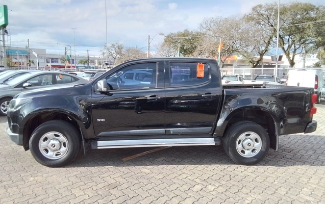 imagem-https://www.socarrao.com.br/sc-vehicle-images-prod/3958868/1789787750169-2_110107.jpg