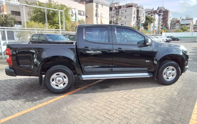 imagem-https://www.socarrao.com.br/sc-vehicle-images-prod/3958868/1789787750171-2_110112.jpg