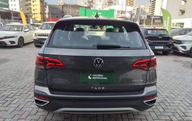 imagem-https://www.socarrao.com.br/sc-vehicle-images-prod/3958932/1789788901884-1_023632.jpg