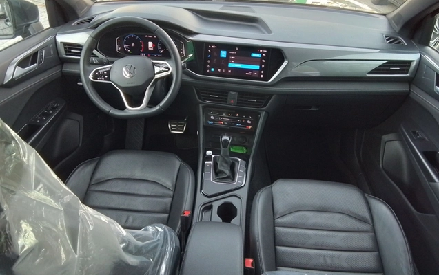 imagem-https://www.socarrao.com.br/sc-vehicle-images-prod/3958932/1789788901899-1_023640.jpg