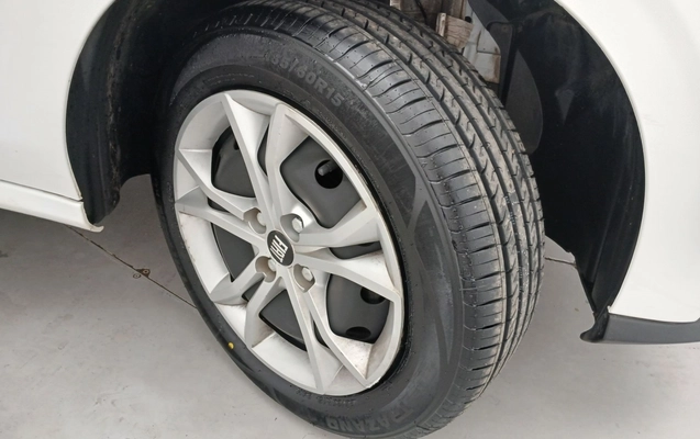 imagem-https://www.socarrao.com.br/sc-vehicle-images-prod/3958941/1789788957477-1_044841.jpg