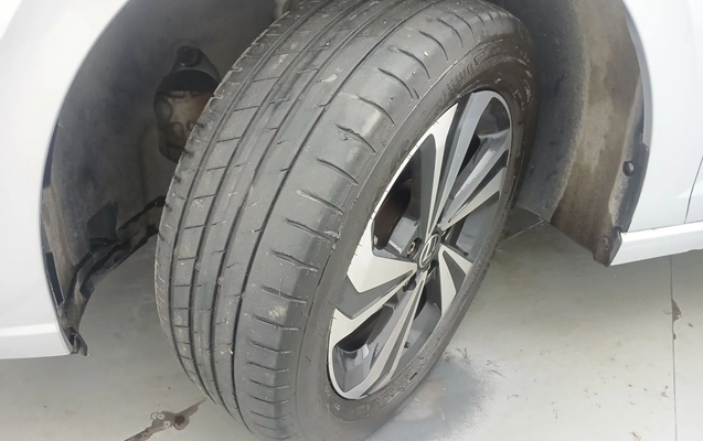 imagem-https://www.socarrao.com.br/sc-vehicle-images-prod/3958955/1789789025114-2_013220.jpg