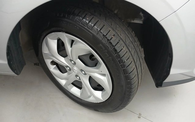 imagem-https://www.socarrao.com.br/sc-vehicle-images-prod/3958965/1789789065029-1_013016.jpg