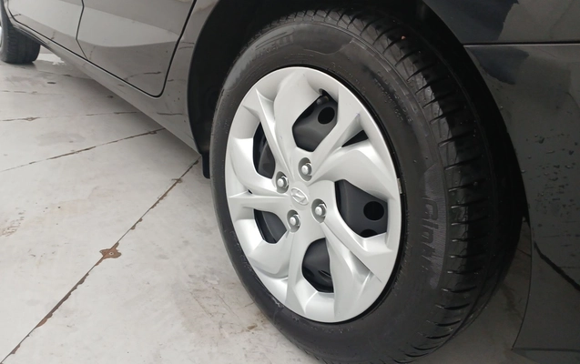 imagem-https://www.socarrao.com.br/sc-vehicle-images-prod/3959018/1789789168674-1_120334.jpg