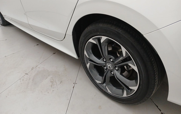 imagem-https://www.socarrao.com.br/sc-vehicle-images-prod/3959031/1789789196557-2_045459.jpg