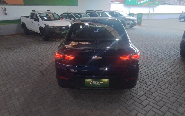 imagem-https://www.socarrao.com.br/sc-vehicle-images-prod/3959059/1789789242114-1_024033.jpg