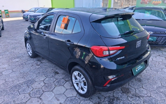 imagem-https://www.socarrao.com.br/sc-vehicle-images-prod/3959106/1789789366009-1_064551.jpg