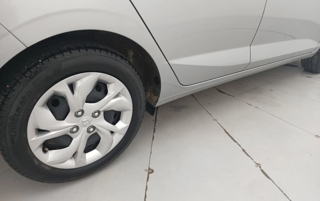 imagem-https://www.socarrao.com.br/sc-vehicle-images-prod/3959120/1789789383071-1_123946.jpg