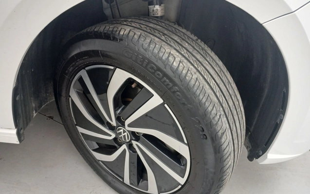 imagem-https://www.socarrao.com.br/sc-vehicle-images-prod/3959123/1789789391560-1_124307.jpg