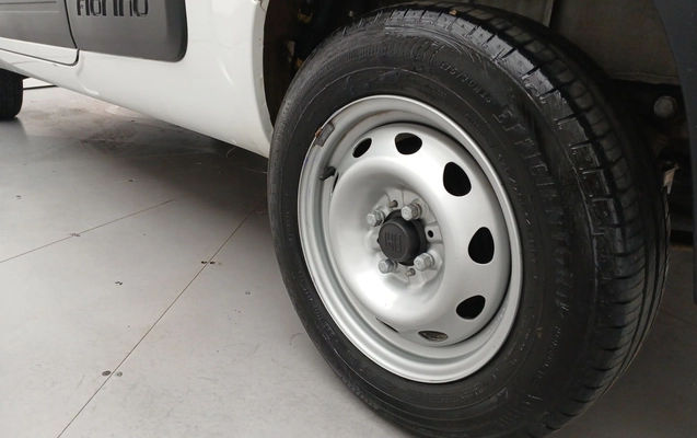 imagem-https://www.socarrao.com.br/sc-vehicle-images-prod/3959181/1789789667032-1_110333.jpg