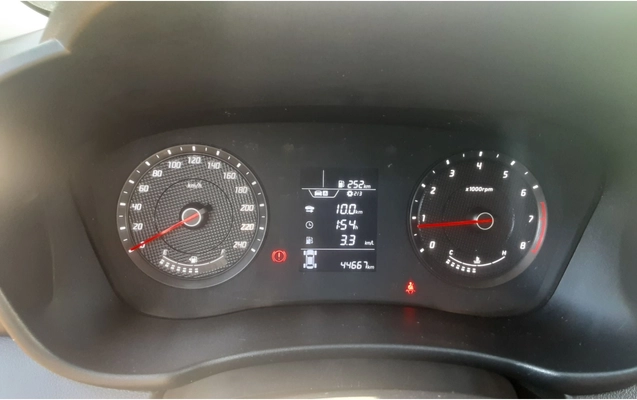imagem-https://www.socarrao.com.br/sc-vehicle-images-prod/3959186/1789789767906-2_033700.jpg