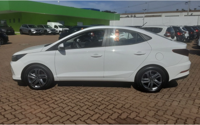 imagem-https://www.socarrao.com.br/sc-vehicle-images-prod/3959200/1789789811770-1_033628.jpg