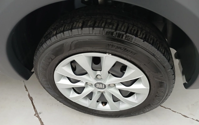 imagem-https://www.socarrao.com.br/sc-vehicle-images-prod/3959225/1789789867686-2_042340.jpg