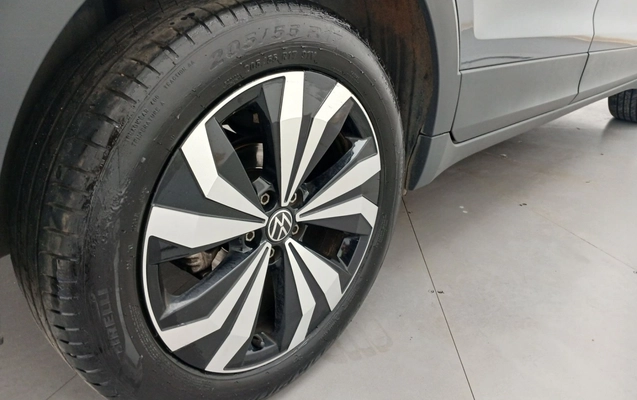 imagem-https://www.socarrao.com.br/sc-vehicle-images-prod/3959244/1789789956147-1_060415.jpg