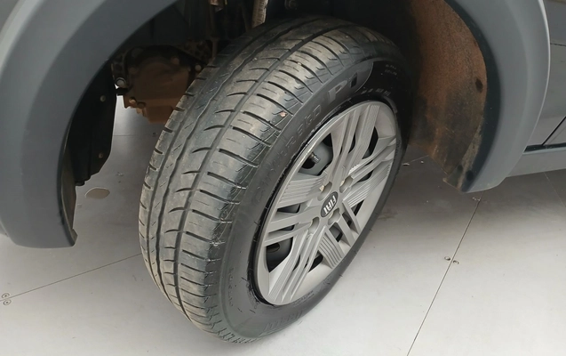 imagem-https://www.socarrao.com.br/sc-vehicle-images-prod/3959266/1789790093187-1_125300.jpg