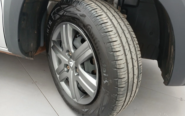 imagem-https://www.socarrao.com.br/sc-vehicle-images-prod/3959279/1789790149056-1_125250.jpg