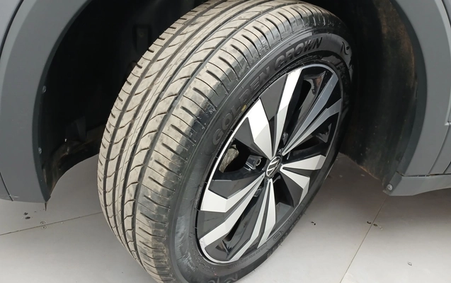 imagem-https://www.socarrao.com.br/sc-vehicle-images-prod/3959294/1789790660056-1_012435.jpg