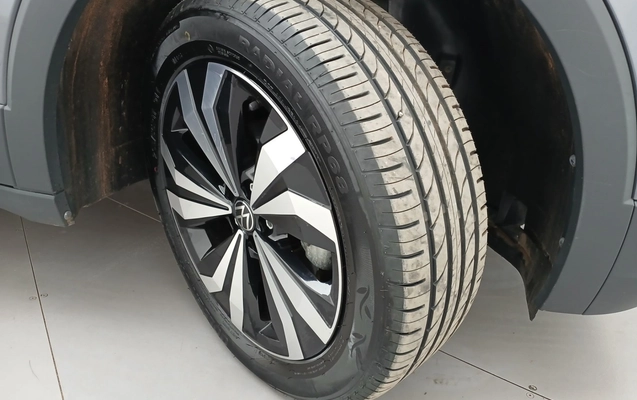 imagem-https://www.socarrao.com.br/sc-vehicle-images-prod/3959294/1789790660061-1_012437.jpg