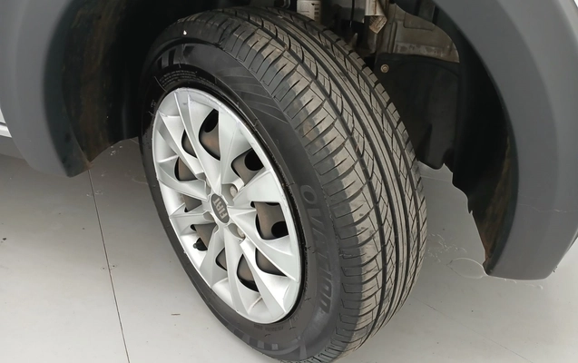 imagem-https://www.socarrao.com.br/sc-vehicle-images-prod/3959296/1789790665713-1_092814.jpg
