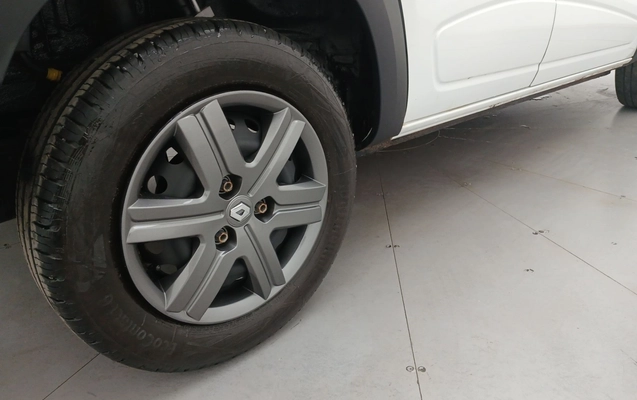 imagem-https://www.socarrao.com.br/sc-vehicle-images-prod/3959300/1789790679856-1_025244.jpg