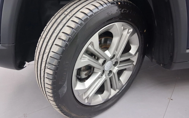 imagem-https://www.socarrao.com.br/sc-vehicle-images-prod/3959302/1789790691534-1_012426.jpg