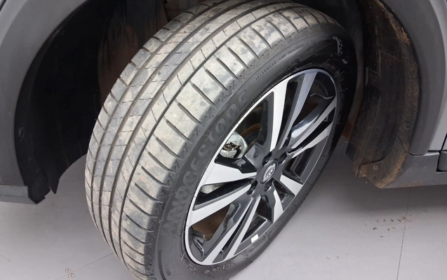 imagem-https://www.socarrao.com.br/sc-vehicle-images-prod/3959308/1789790717483-2_023830.jpg