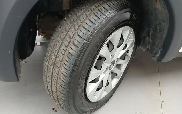 imagem-https://www.socarrao.com.br/sc-vehicle-images-prod/3959309/1789790721281-1_010440.jpg