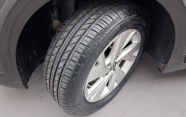 imagem-https://www.socarrao.com.br/sc-vehicle-images-prod/3959312/1789790730252-1_020645.jpg
