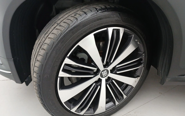 imagem-https://www.socarrao.com.br/sc-vehicle-images-prod/3959332/1789790914316-1_095810.jpg