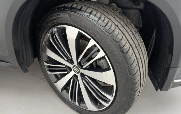 imagem-https://www.socarrao.com.br/sc-vehicle-images-prod/3959332/1789790914317-1_095814.jpg