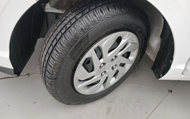 imagem-https://www.socarrao.com.br/sc-vehicle-images-prod/3959337/1789790916993-1_095111.jpg