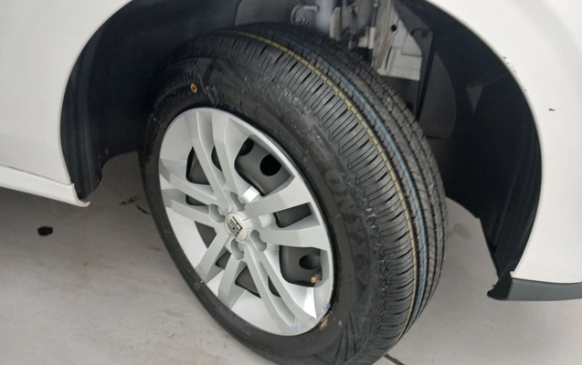 imagem-https://www.socarrao.com.br/sc-vehicle-images-prod/3959349/1789790965481-2_013717.jpg