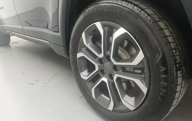 imagem-https://www.socarrao.com.br/sc-vehicle-images-prod/3959355/1789790994518-1_011751.jpg
