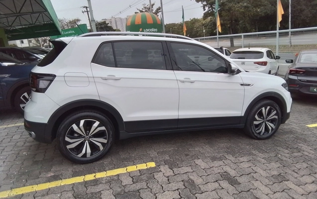 imagem-https://www.socarrao.com.br/sc-vehicle-images-prod/3959356/1789790995411-1_011925.jpg