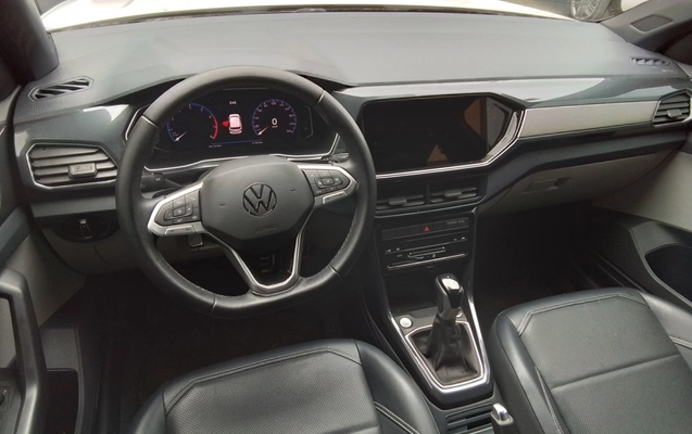 imagem-https://www.socarrao.com.br/sc-vehicle-images-prod/3959356/1789790995419-1_011928.jpg