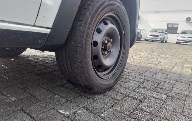 imagem-https://www.socarrao.com.br/sc-vehicle-images-prod/3959462/1789792119438-1_085807.jpg