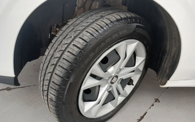 imagem-https://www.socarrao.com.br/sc-vehicle-images-prod/3959474/1789792139486-1_112213.jpg