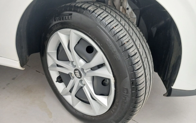 imagem-https://www.socarrao.com.br/sc-vehicle-images-prod/3959477/1789792140798-1_013723.jpg
